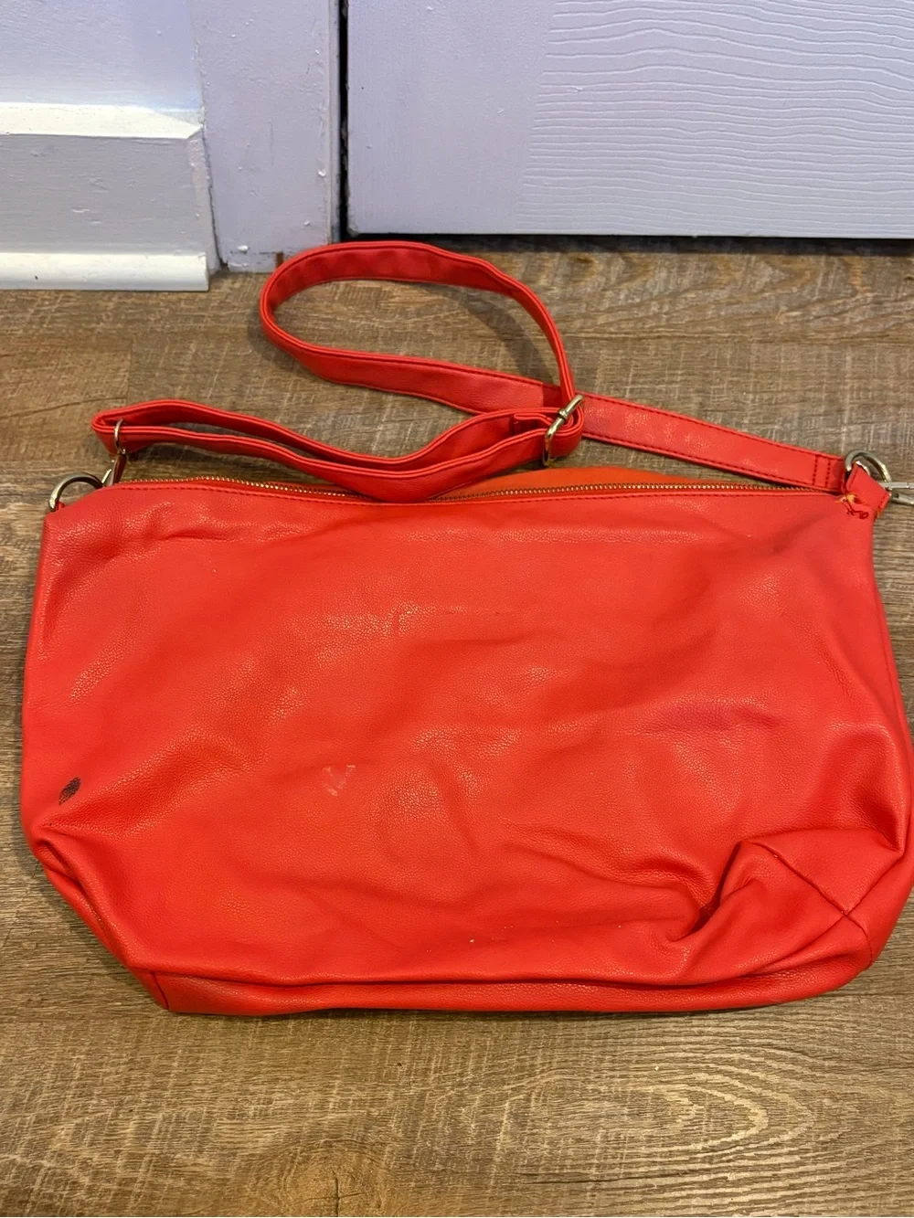 Women’s BCBG Red Crossbody Bag - Classic Everyday Shoulder Bag